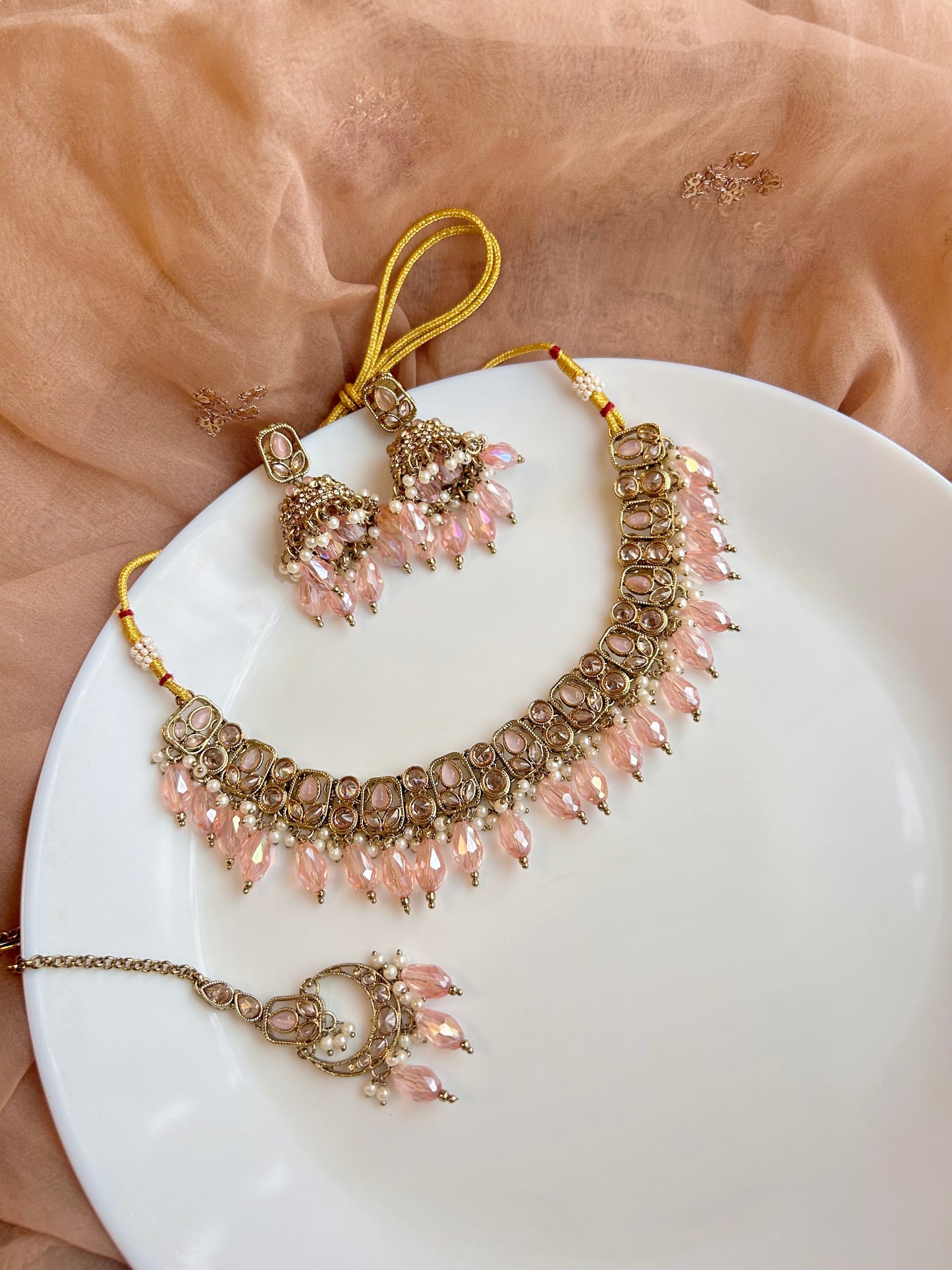Preeti set ~ Pink