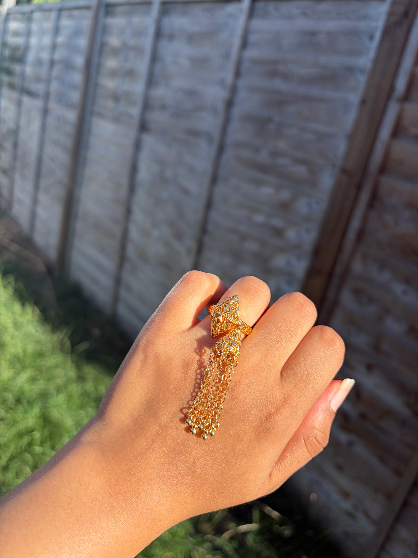 Anjali ring