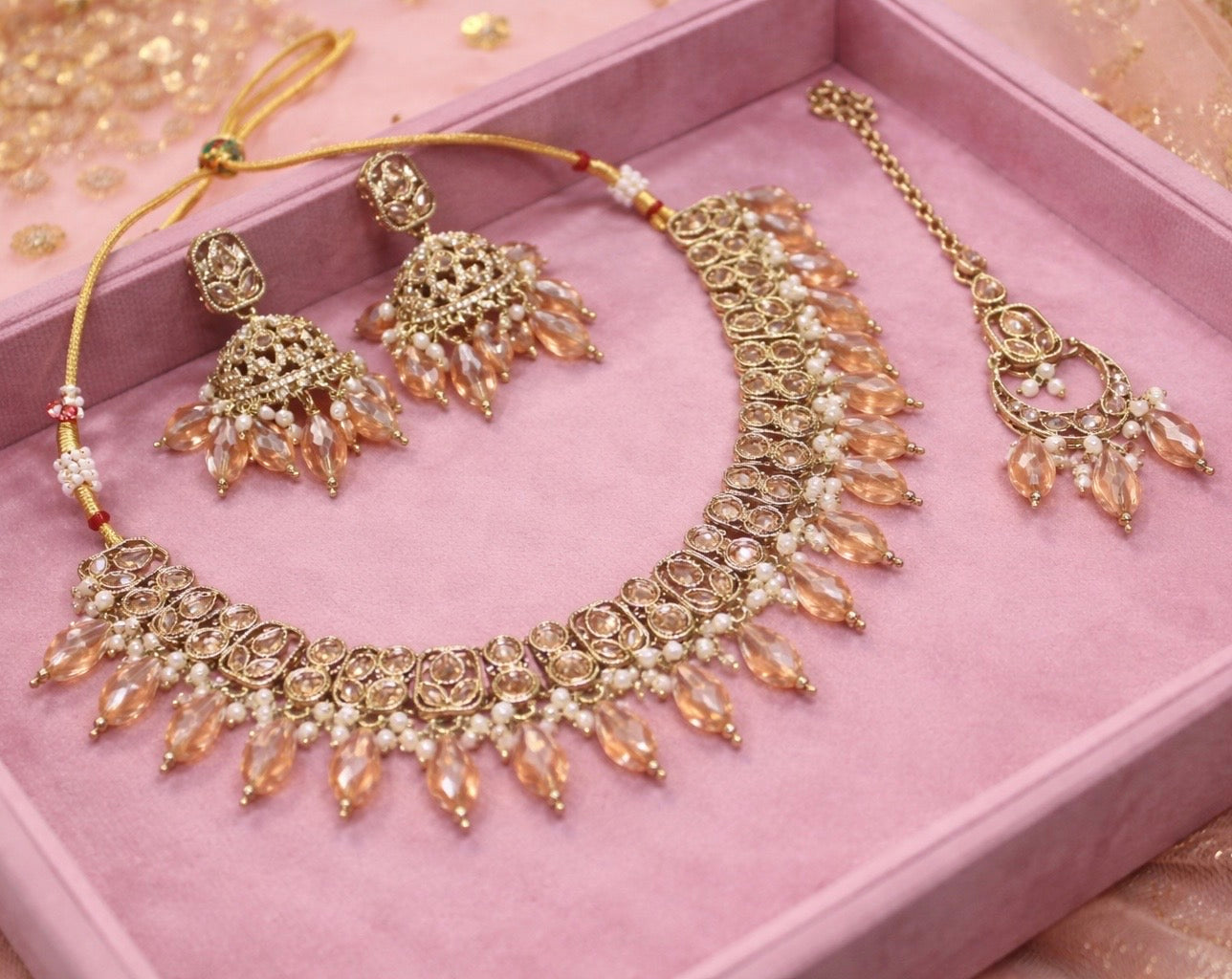 Preeti set ~ Champagne