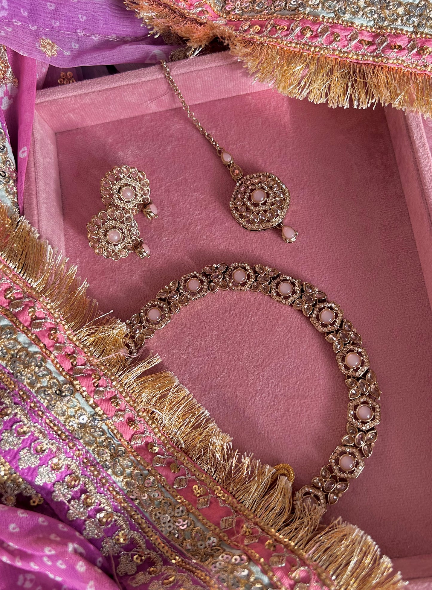 Madhuri set~ Pink