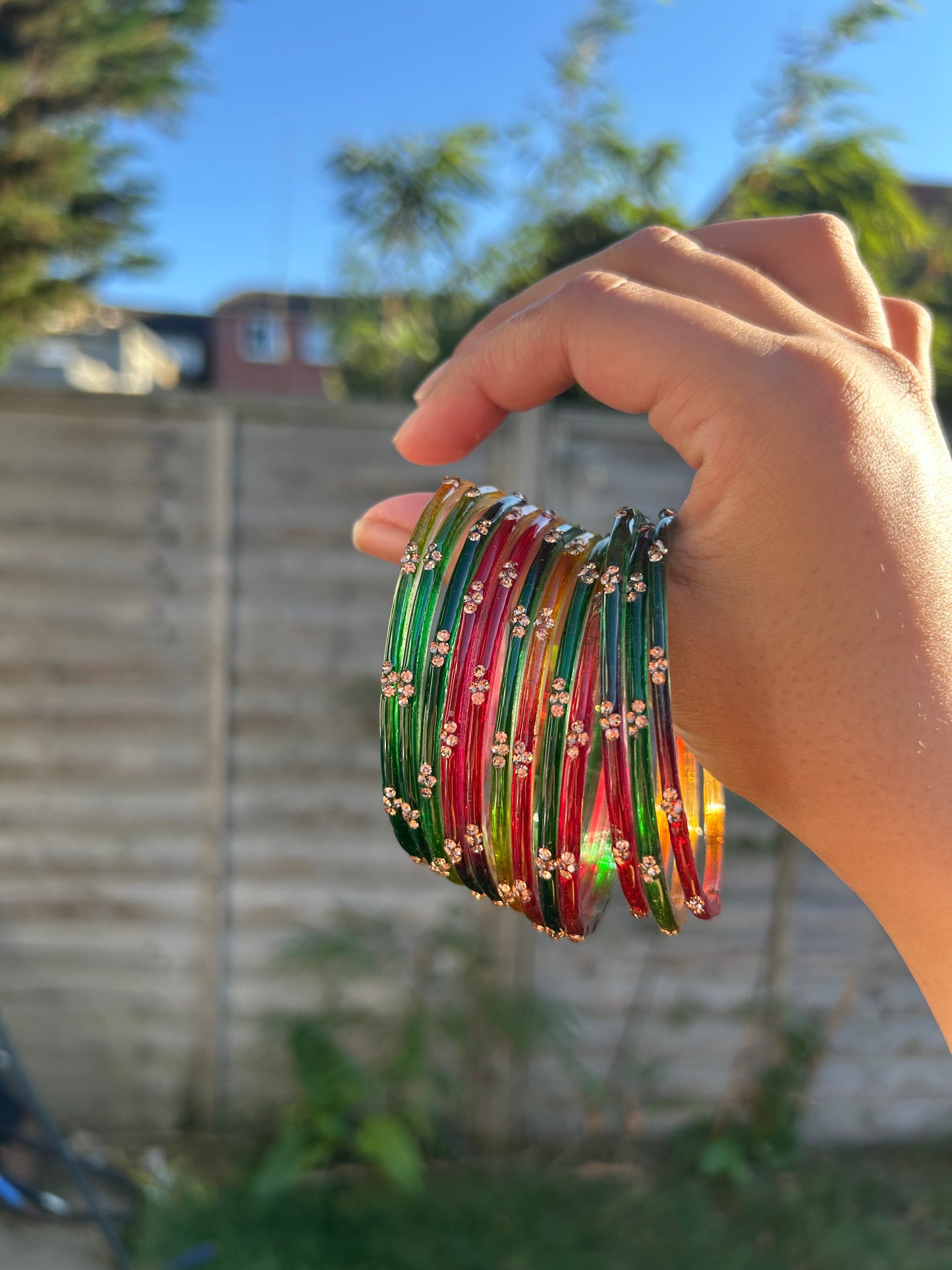 Rangeen glass bangle set ~ Red green twist