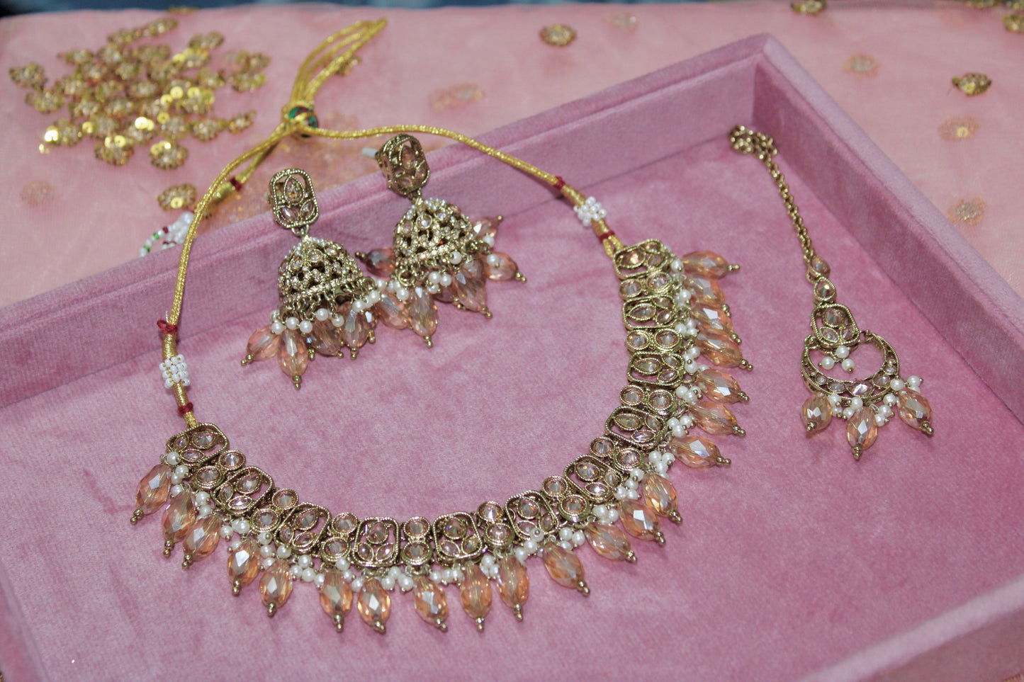 Preeti set ~ Champagne