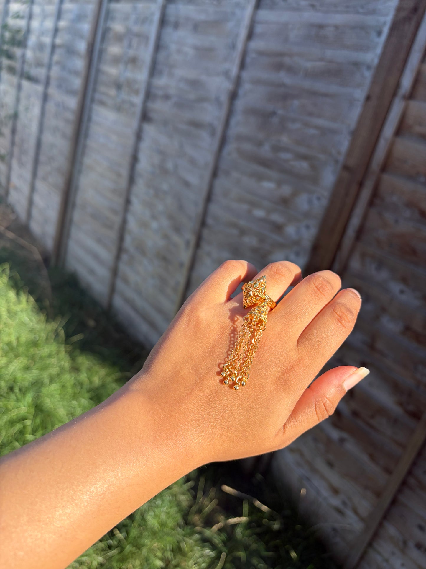 Anjali ring