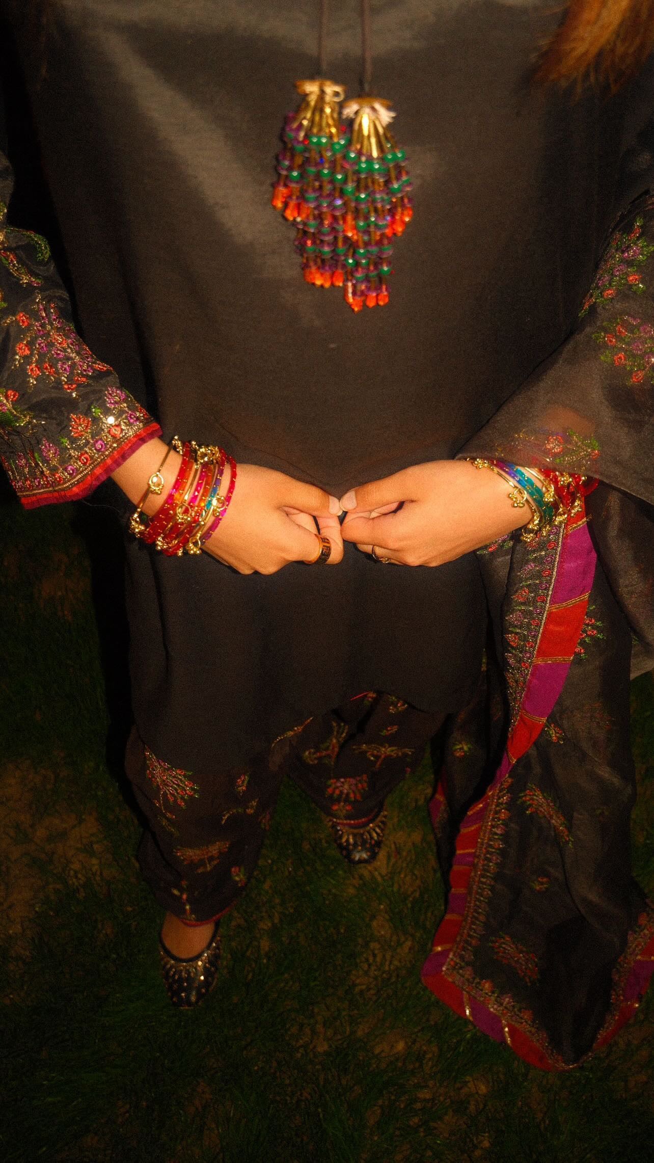 Rangeen glass bangle set ~ classic multi