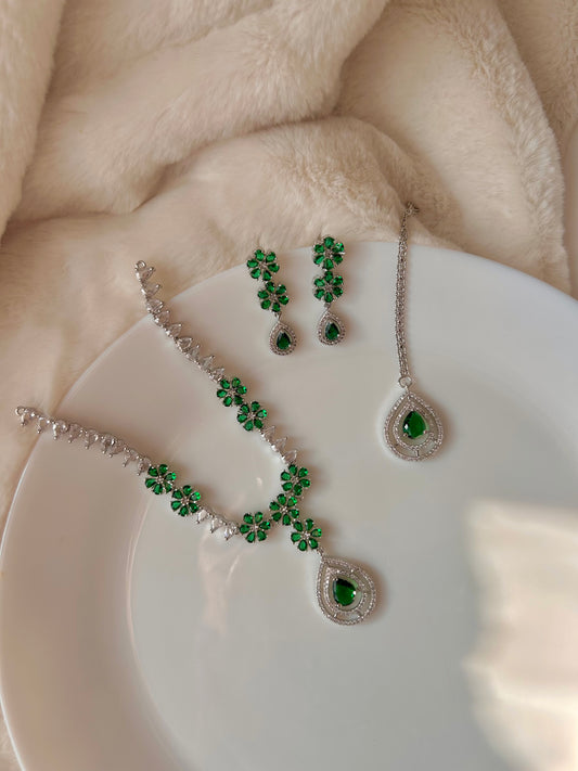 Sharmila set ~ Silver & Green