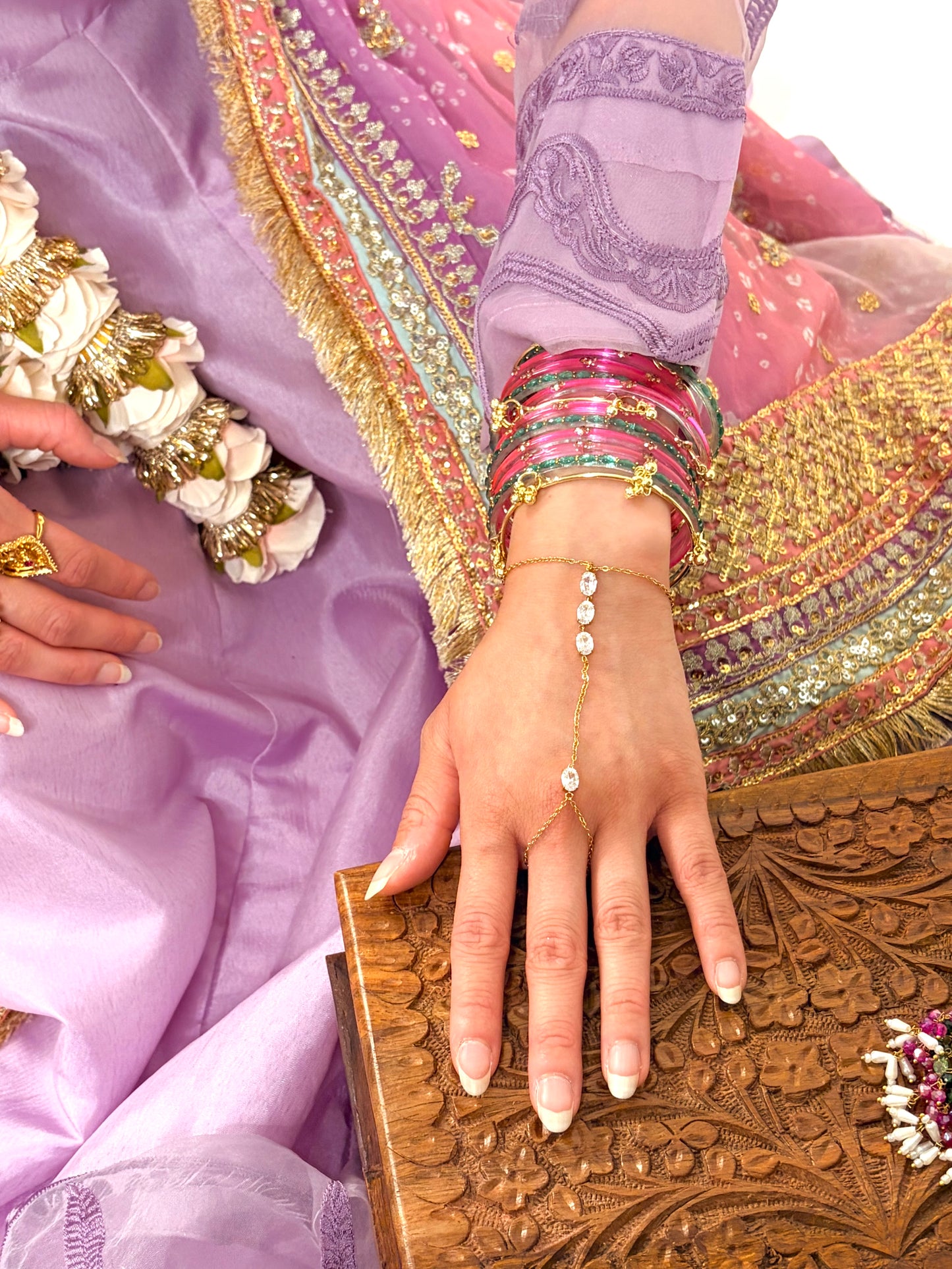 Hareem hand chain