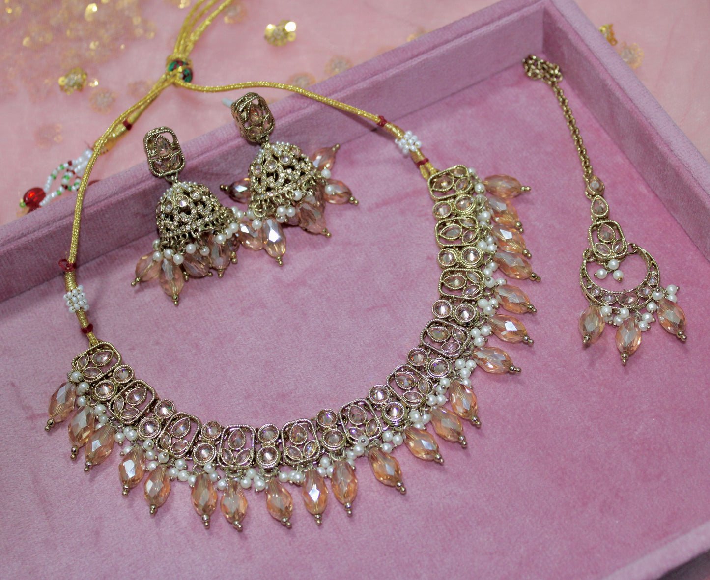 Preeti set ~ Champagne
