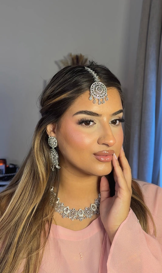 Essra jewellery set ~ Silver