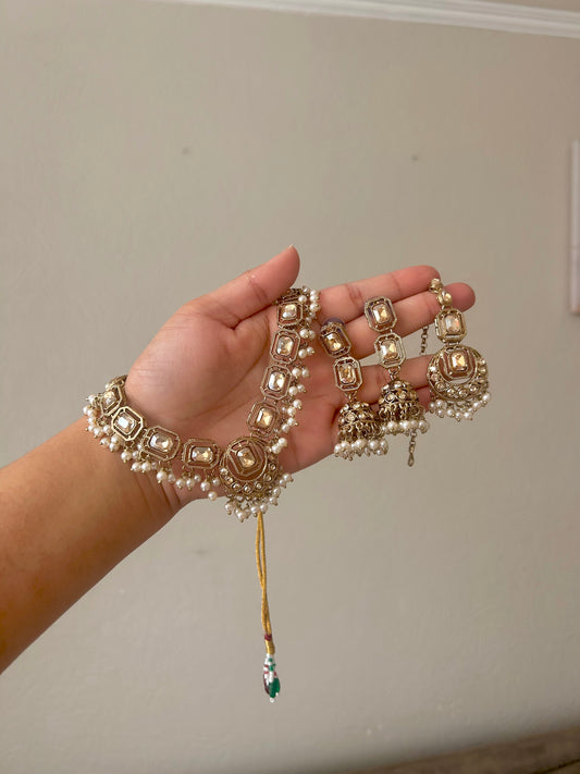 Adeela set