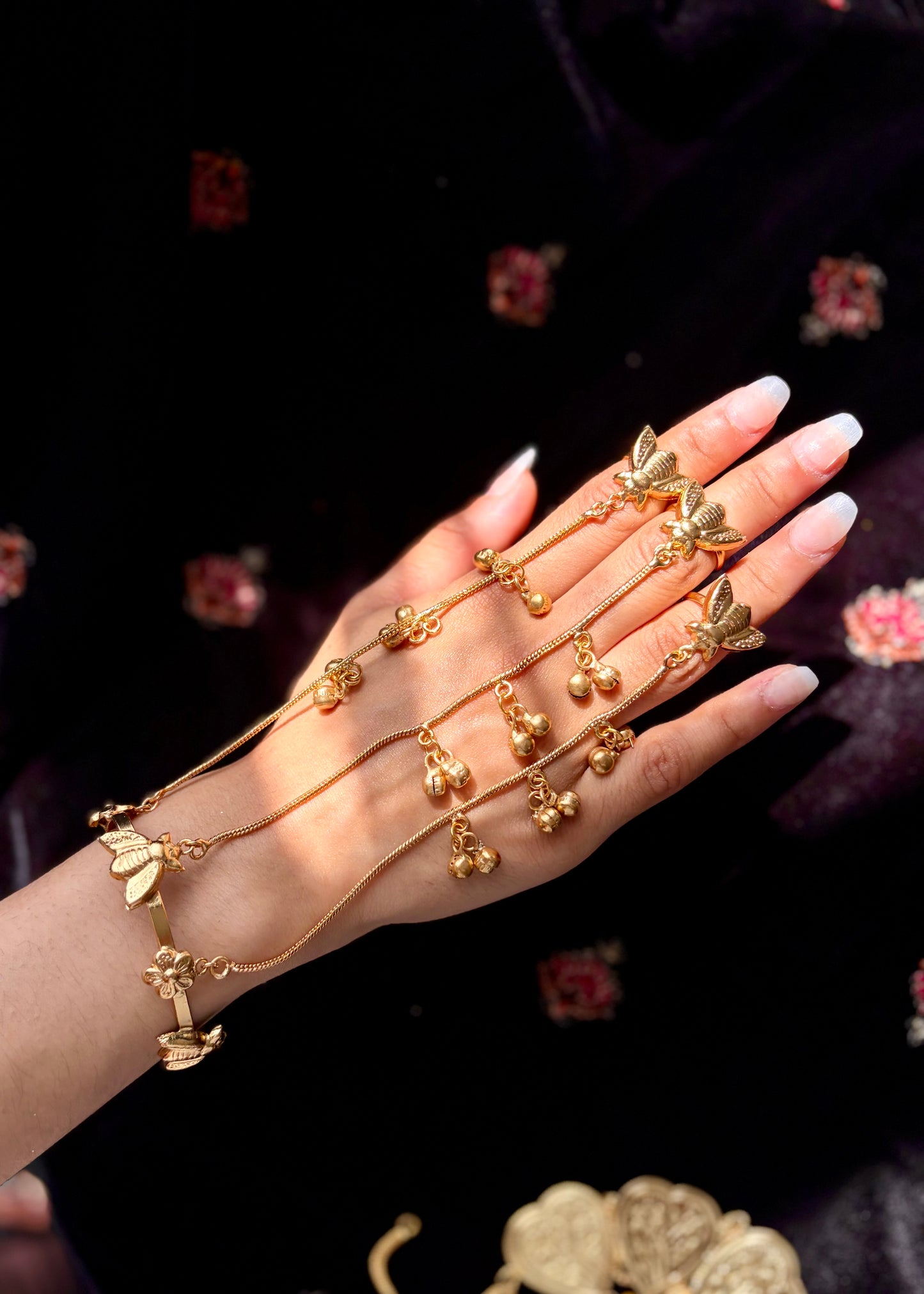 Kanwal hand chain