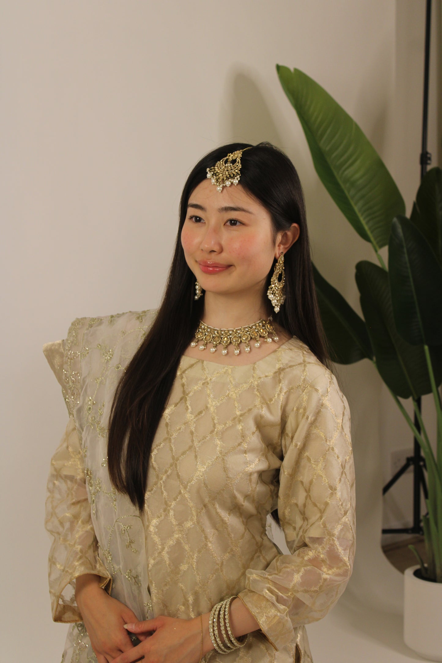 Farah jewellery set~ Pearl
