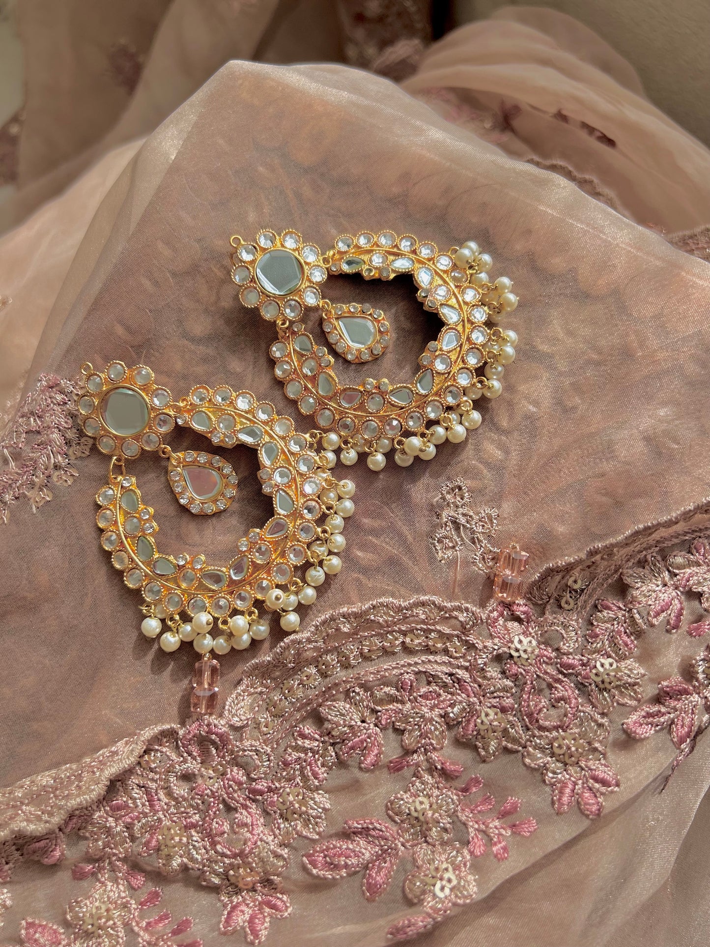 Eesha earrings GOLD
