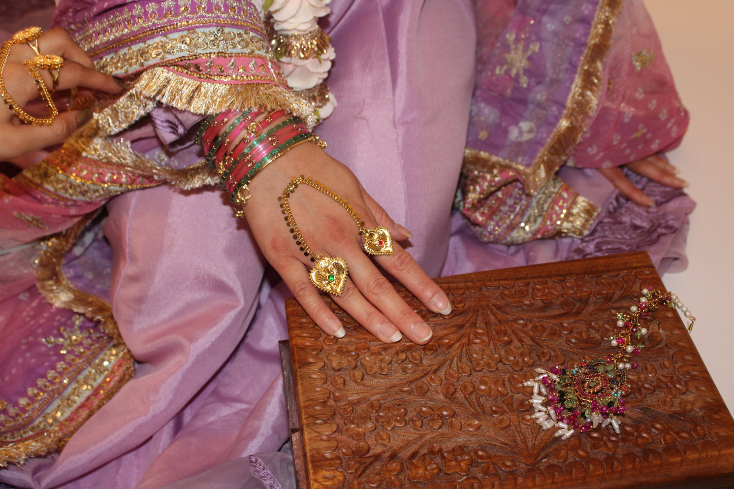 Farhana duo ring