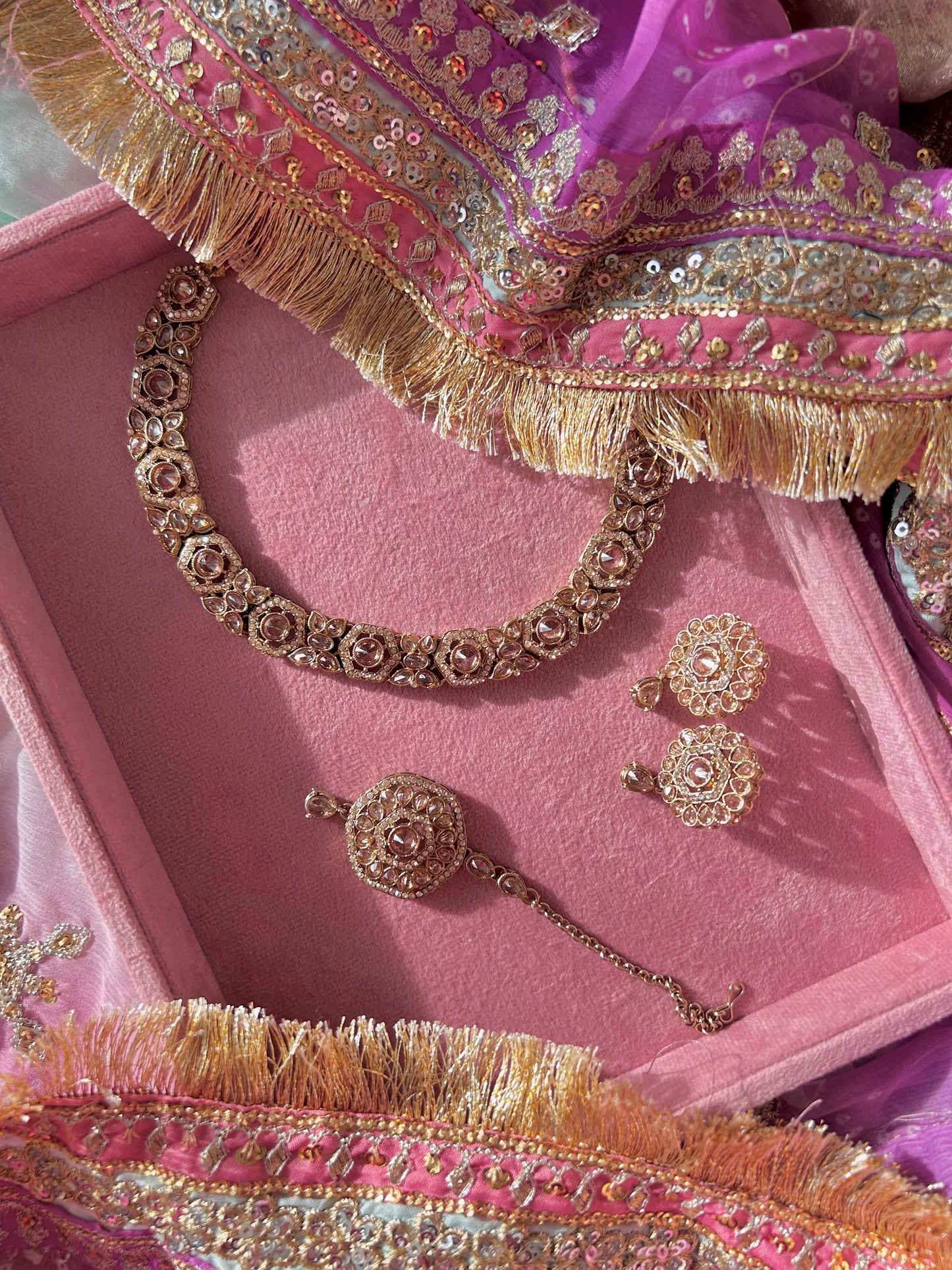 Madhuri set~ Champagne