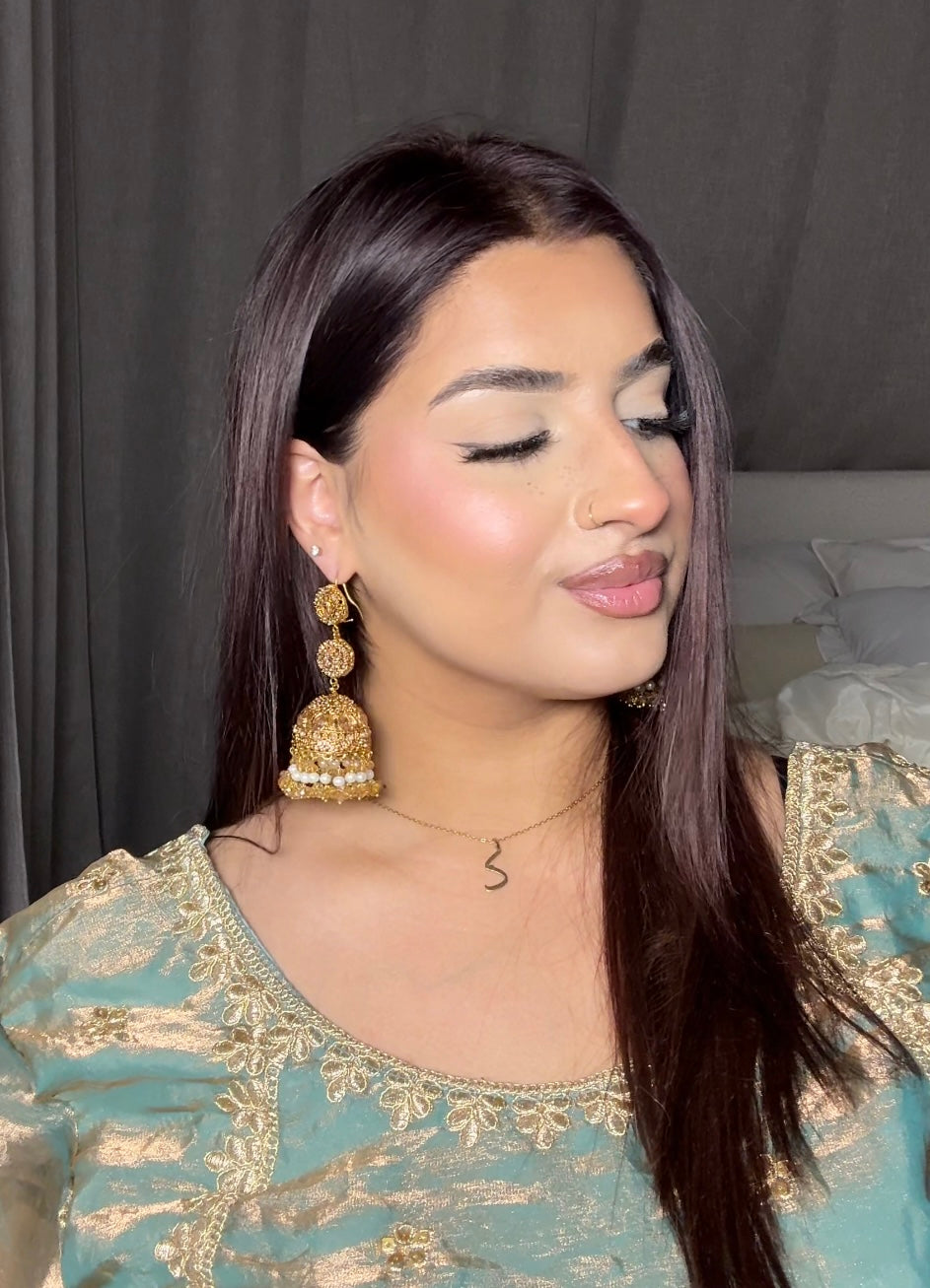 Nafeesa earrings ~ Champagne