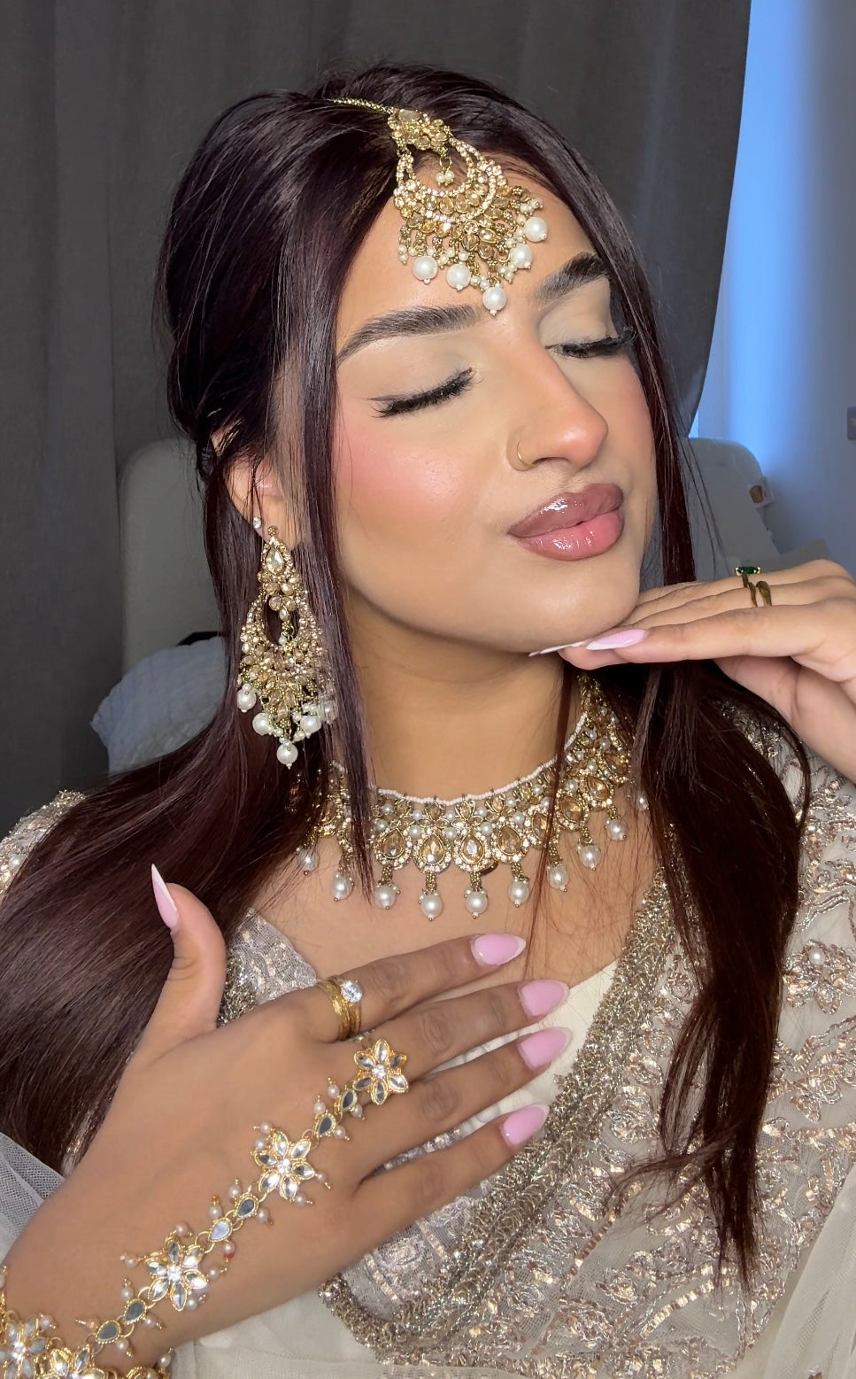Farah jewellery set~ Pearl