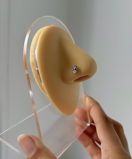 Aila Nose Stud - gold/silver