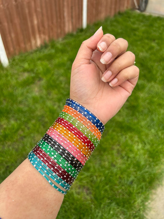 Saher glass bangle set