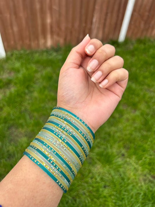 Ocean mix glass bangle set